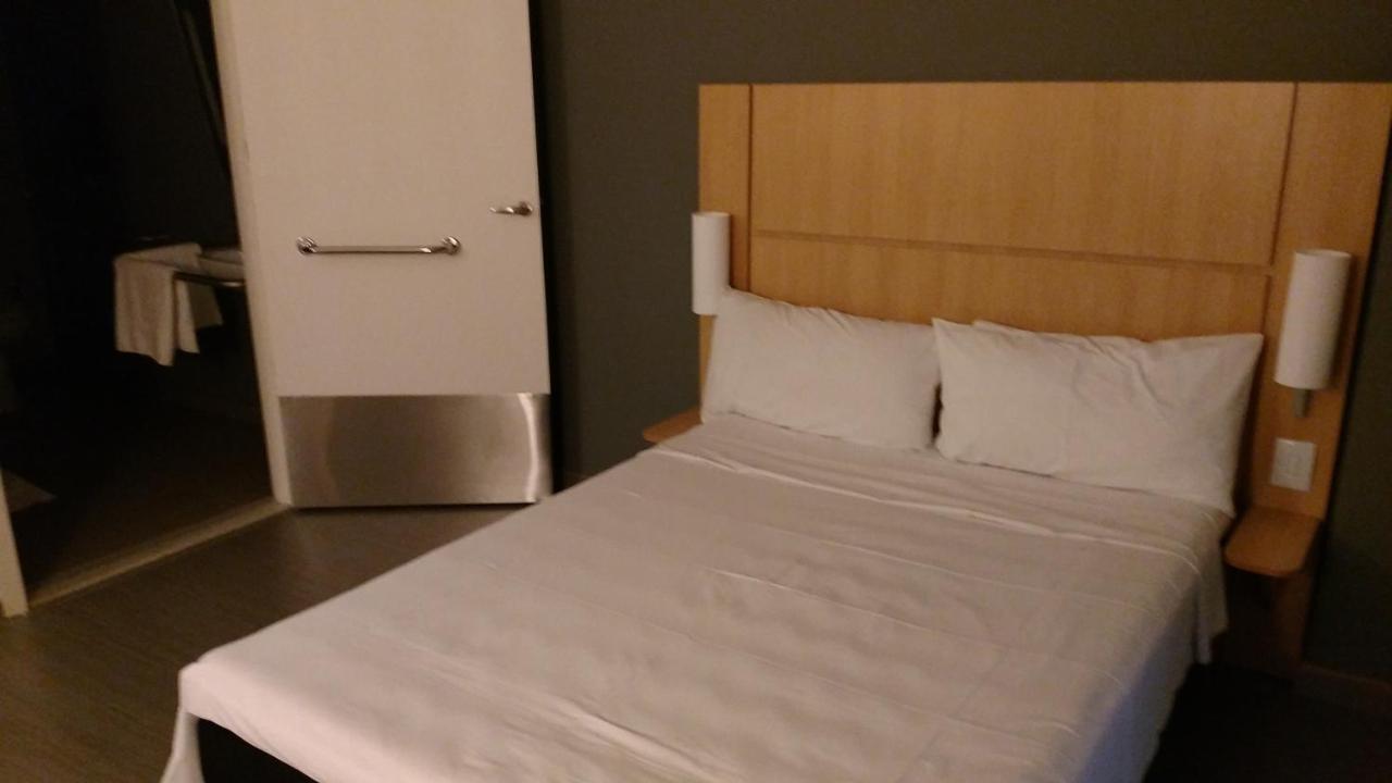 Ibis Catalao Hotel Exterior photo